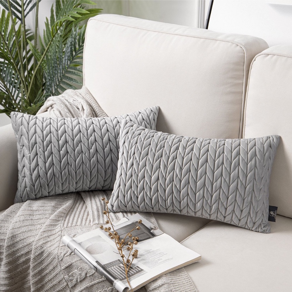 NWOT Phantoscope Quilted Velvet Braid Textured Pleated Decorative Throw Pillow